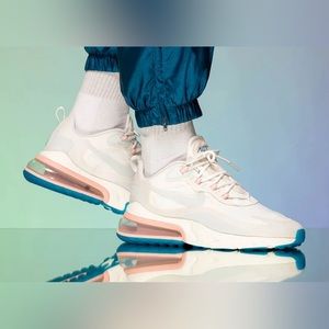 Nike Air Max 270 React summit white size 8
